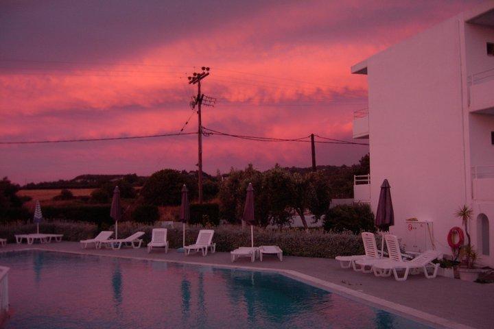 Alkmini Hotel Theológos エクステリア 写真